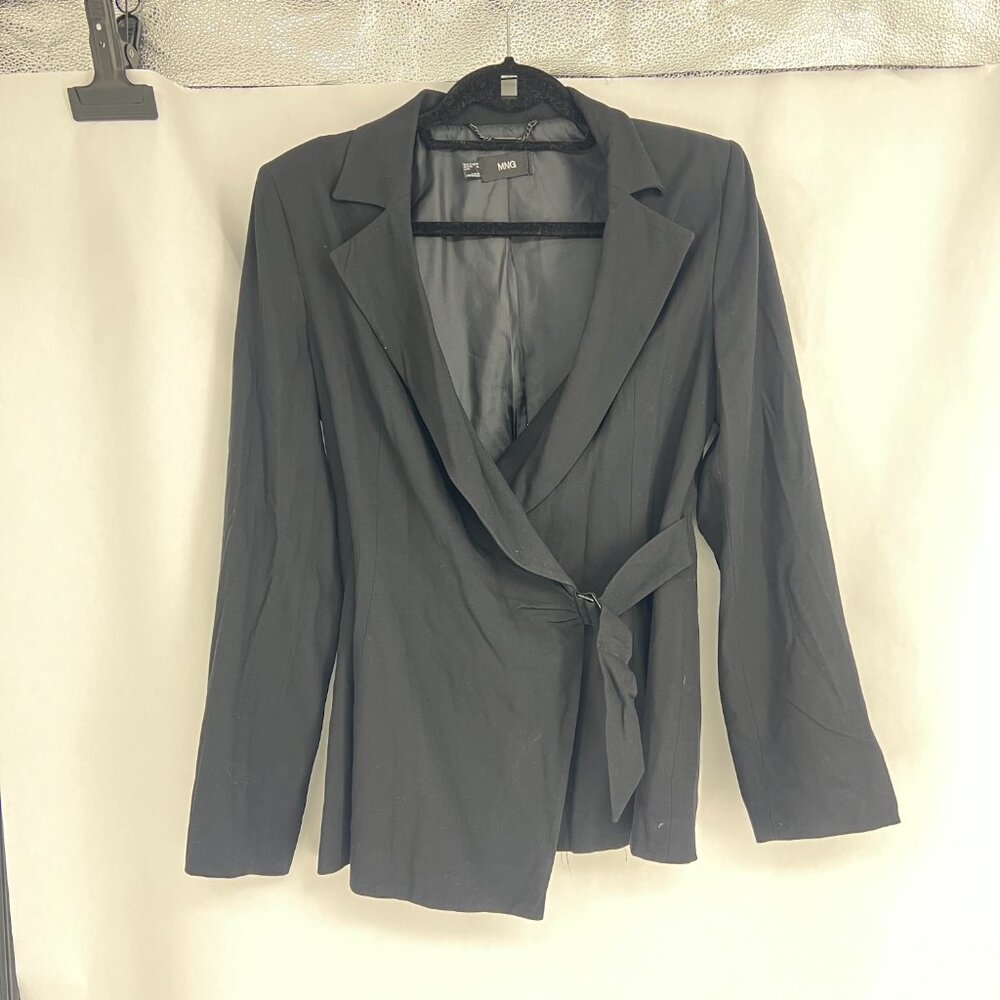 MNG Size 8 Black Wrap Jacket